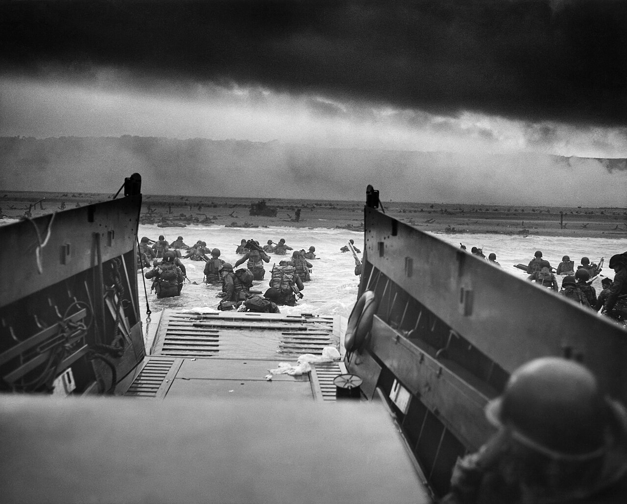 Troops landing at Omaha Beach