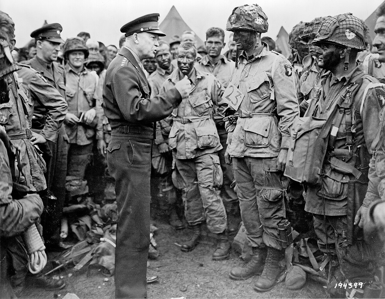 Eisenhower with 101st Airborne