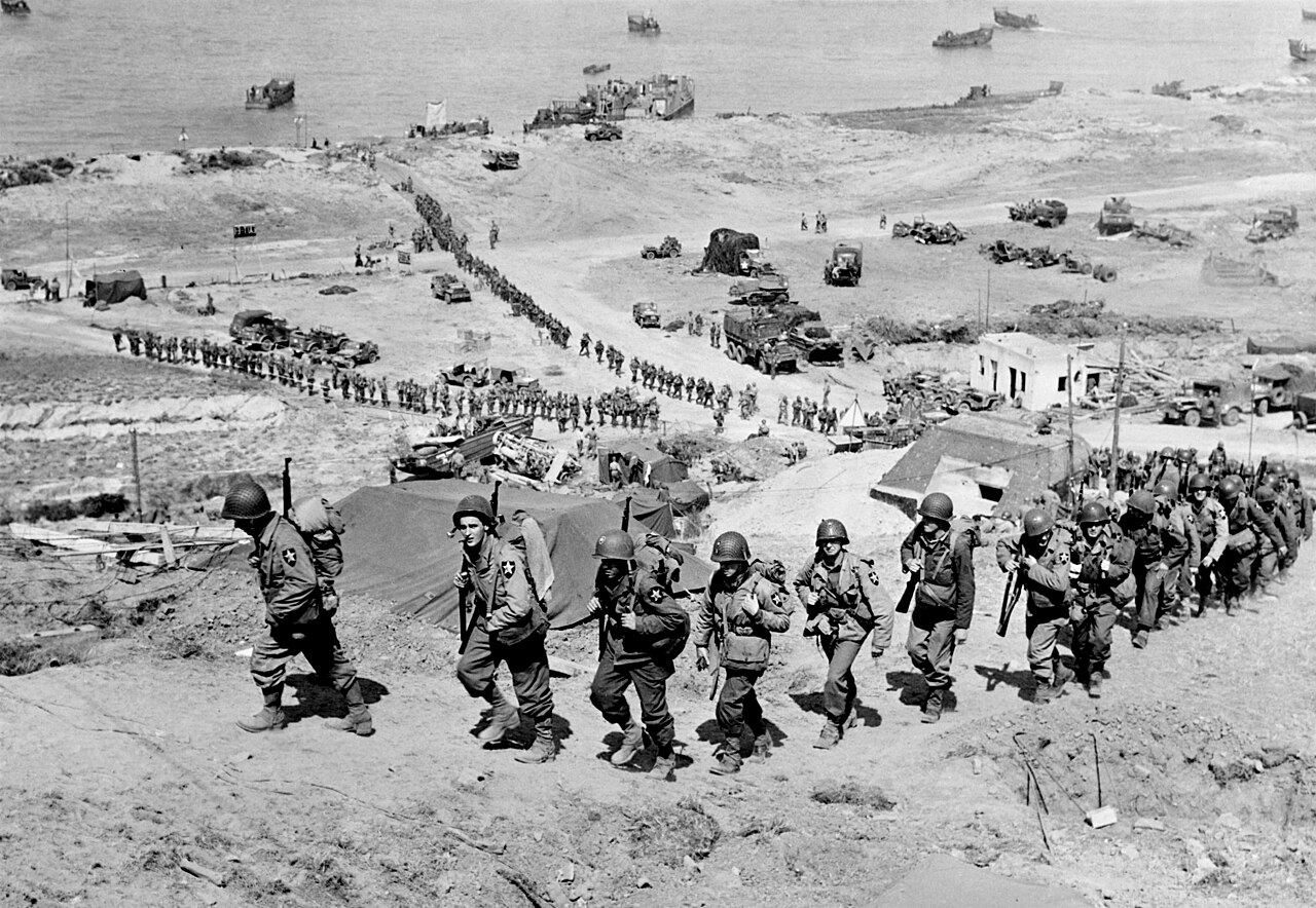Soldiers at Omaha Beach